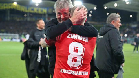 Abstiegsangst in der Liga, Finale im DFB Pokal: FCK Kapitän Jean Zimmer und Trainer Friedhelm Funkel (Foto: IMAGO, Imago/ Fussball-News Saarland)